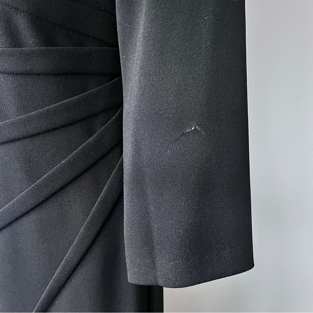 Calvin Klein Women’s Minimalist Scandi Girl Black Midi Dress Size 6 - Picture 6 of 9